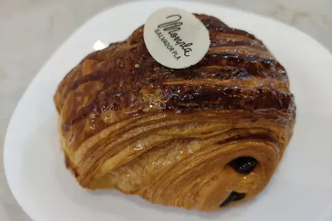 Queensway Tearooms & Bakery photo 4